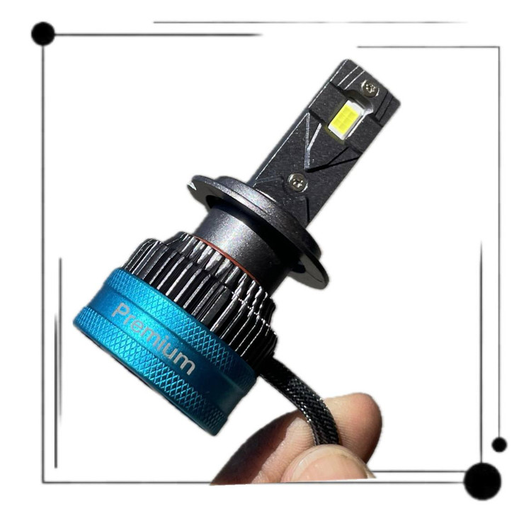 هدلایت پرمیوم مدل p70 max
